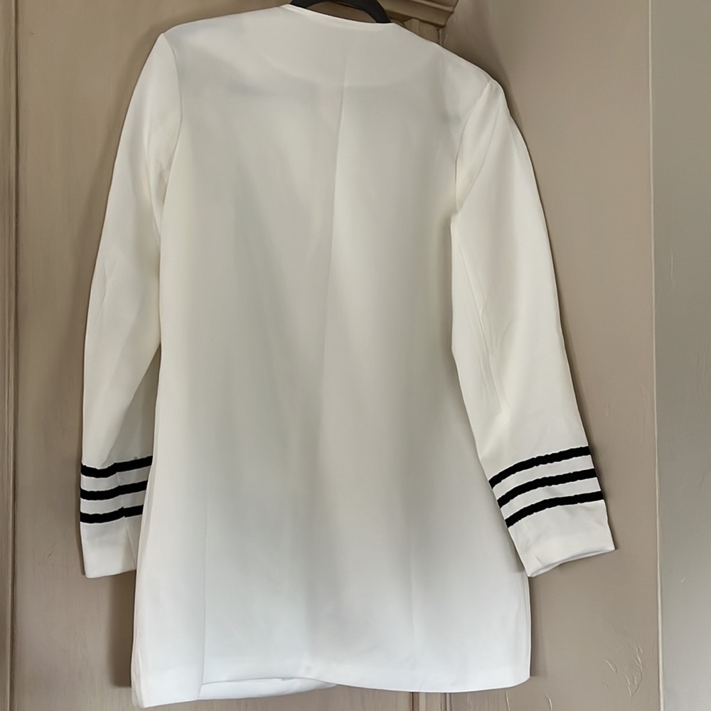 Classic Dress Jacket 🌸 - Picture 4 of 4